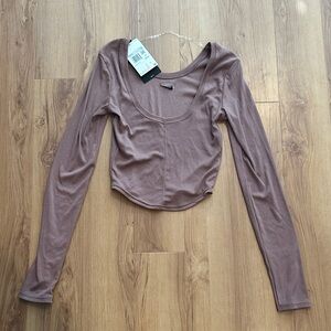 Women's Long Sleeve Scoop Neck Top - Mauve